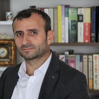 Dr Hanifi Baris