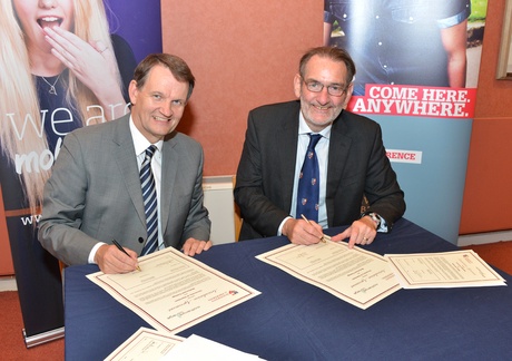 David Fairweather, Acting Principal of Motherwell College and Professor Sir Ian Diamond, Principal and Vice-Chancellor of the University of Aberdeen