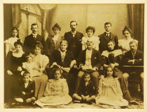 Peter Murray and Mary Robbie with Charles and Sarah Murray