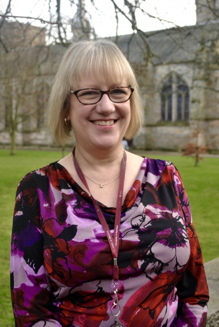 Mrs Gillian Cursiter