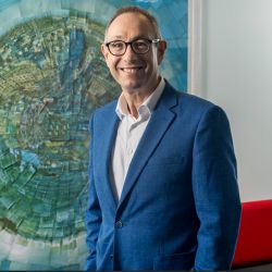 Picture of Paul de Leeuw