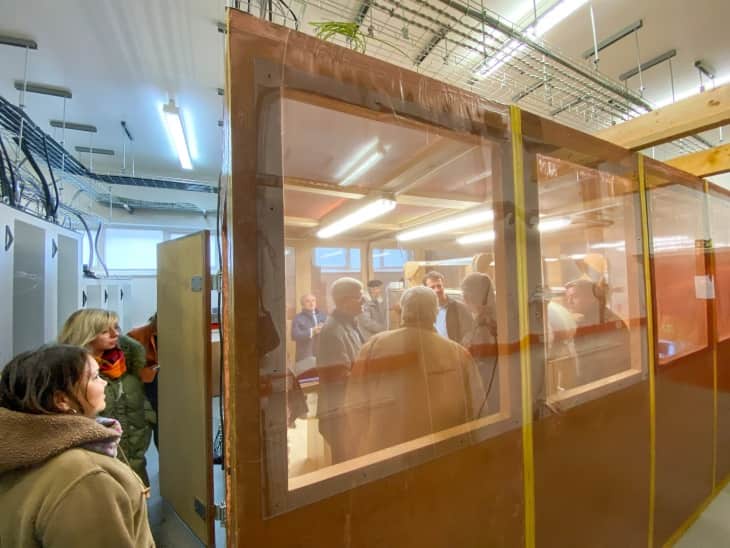 Visiting the FFC-MRI scanner