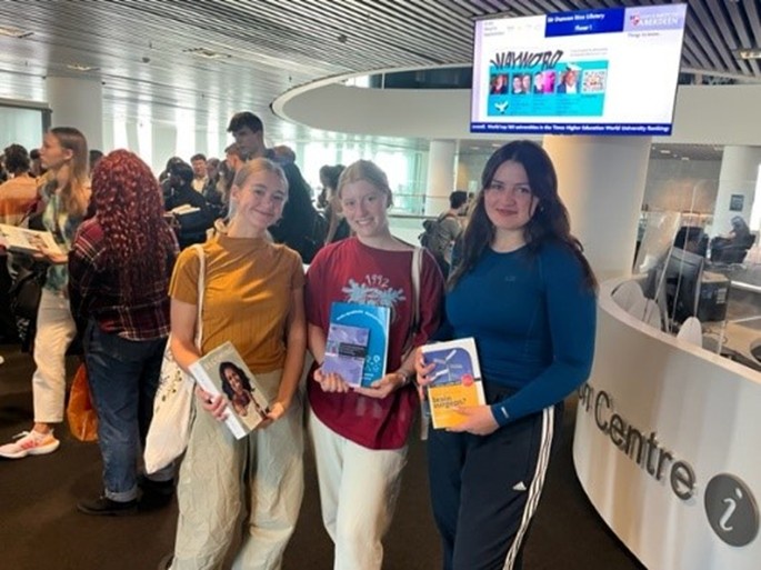 A photo from the Library Book Giveaway and Textbook Giveaway event