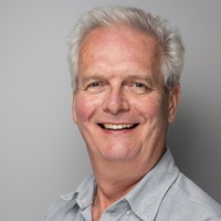 Mr Ian Phillips