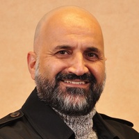 Dr VAHID VAZIRI