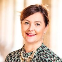 Mrs Jennifer Phillips