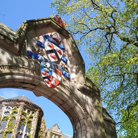 Image shows the crest of the University of Aberdeen.