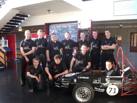 the TAU Racing team
