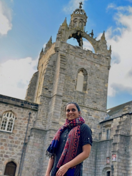 Neha standing in front of King's College Chapel