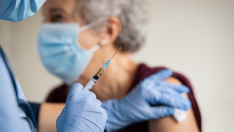 A study involving Universities of Aberdeen, Edinburgh, Glasgow, St Andrews and Strathclyde has found that the Covid-19 vaccine is having a positive impact