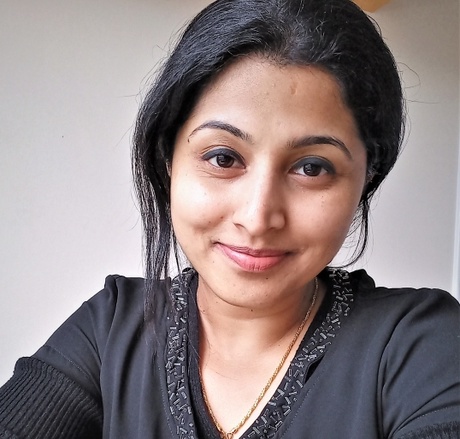 Jisha posing for the camera