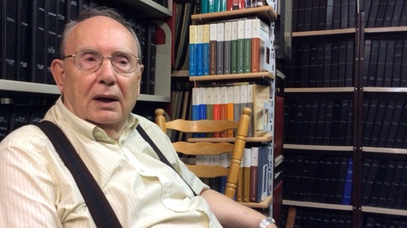 Gerd Heidemann in his basement archive