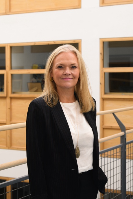 Professor Nicola Mutch