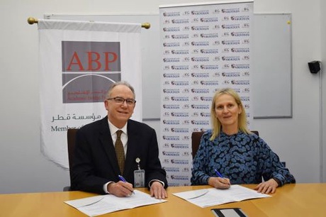 ABP and AU sign MOU