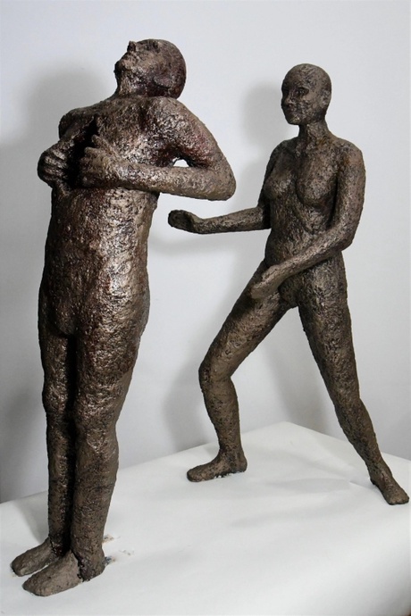 Bibo and Brian Keeley created this collaborative sculpture piece to express some of the key aspects of our personal experiences of organ donation and heart transplantation.