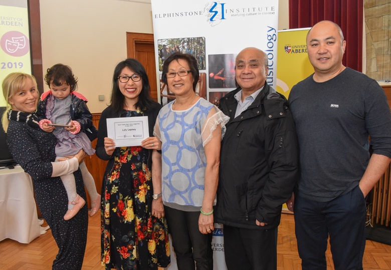 Toulmin 2019 prizewinner Lyly Lepinay with her family
