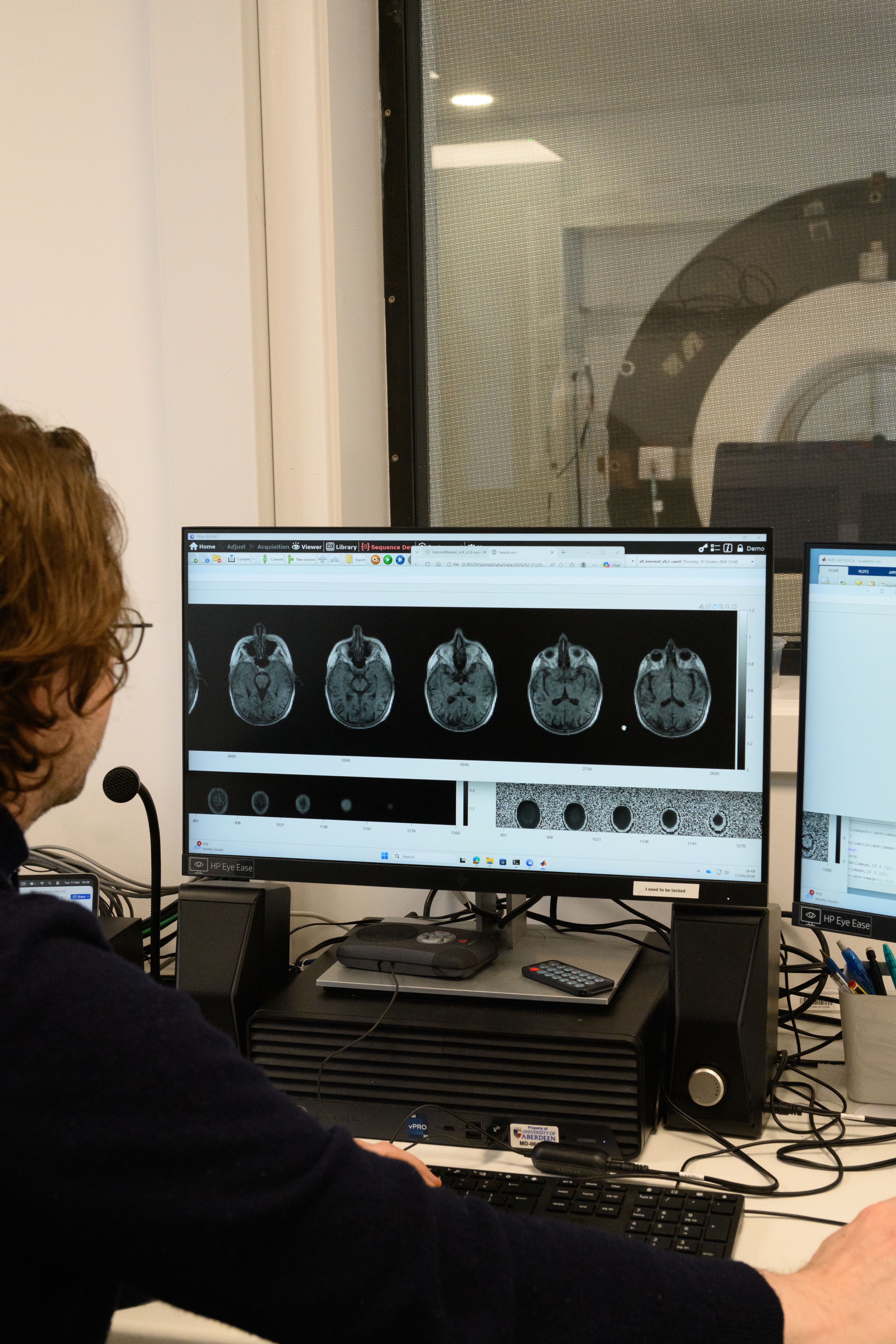 Dr Mathieu Sarracanie