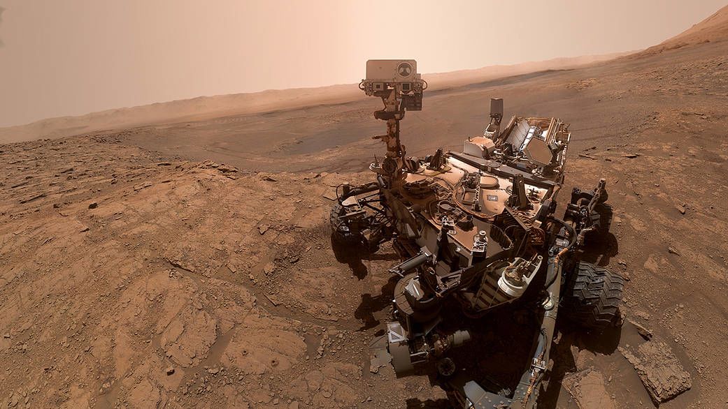Photo of Mars Curiosity Rover.