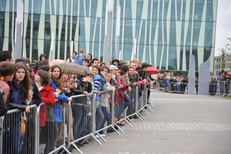 HM The Queen opens Sir Duncan Rice Library in University | News | The ...